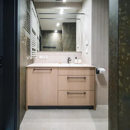 Botanical Garden Prestige By Bookinghost *